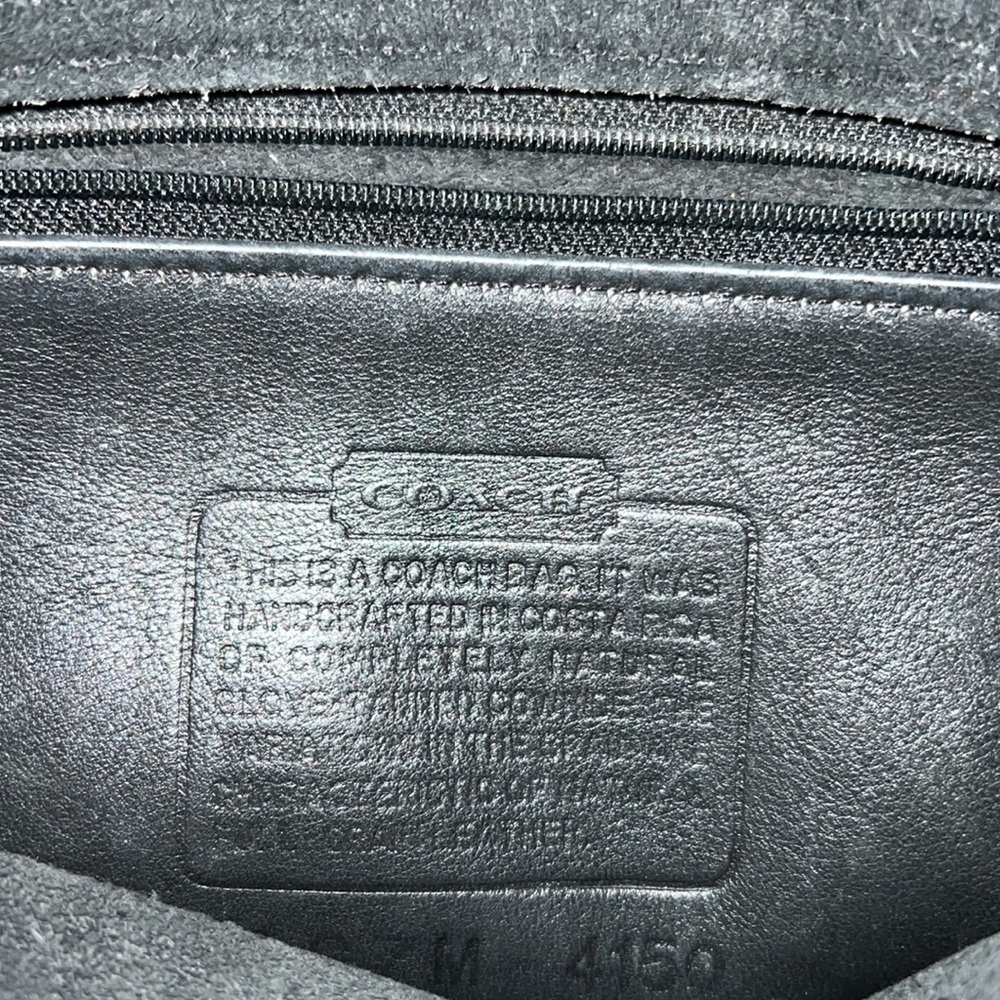 Vintaged Coach leather purse, great used condition - Picture 4 of 5